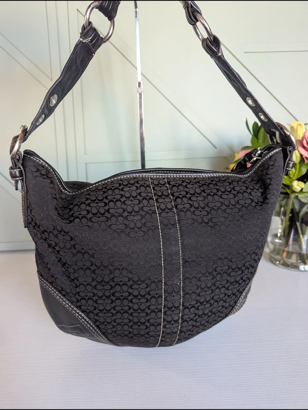 Vintage Coach Soho Signature Hobo Shoulder Bagl